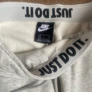 Nike jogger sweatpants. Size small. Only worn 1x. Cream/grayish color